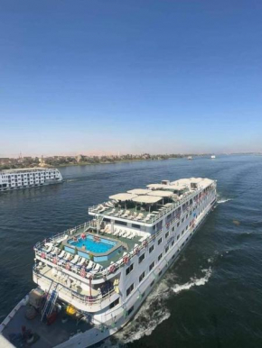 Royal Cruise Aswan to Luxor 3 Night